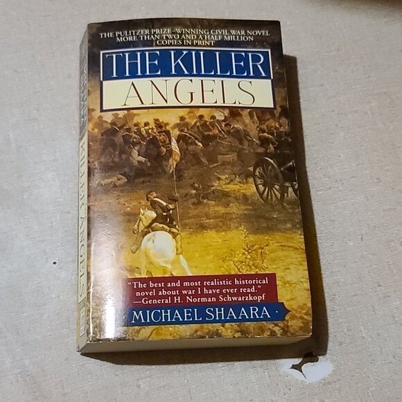 The killer angels & spark notes study guide bundle - Picture 2 of 6